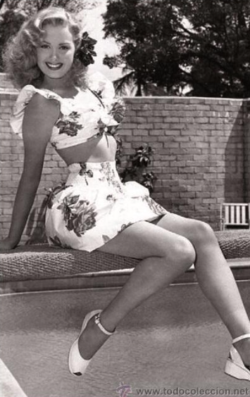 Texture for Adele jergens 1944 circa